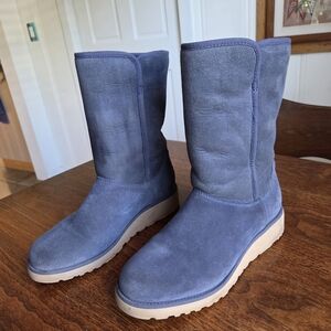 UGG Women's Blue Suede Winter Boots